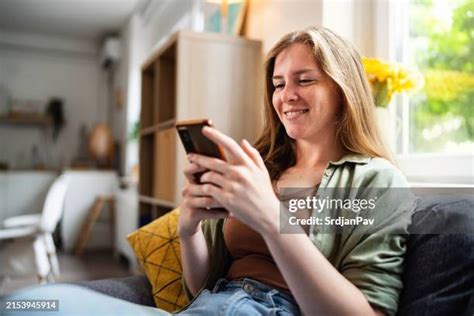 546,752 Candid Shots Of Woman Stock Photos & High